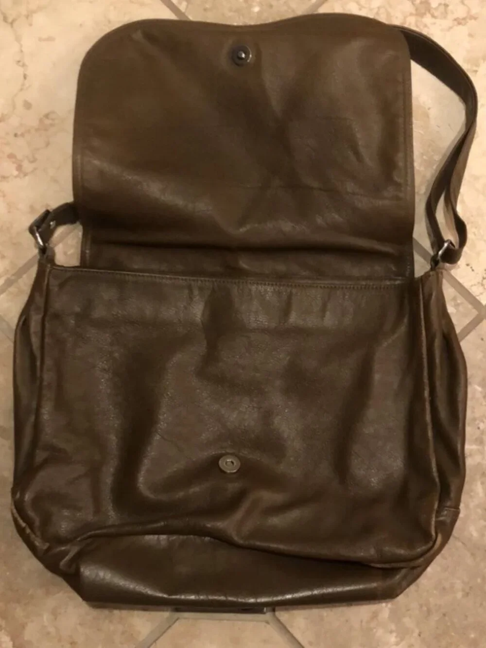 Vintage Longchamp leather flap carryall messenger satchel laptop shoulder bag